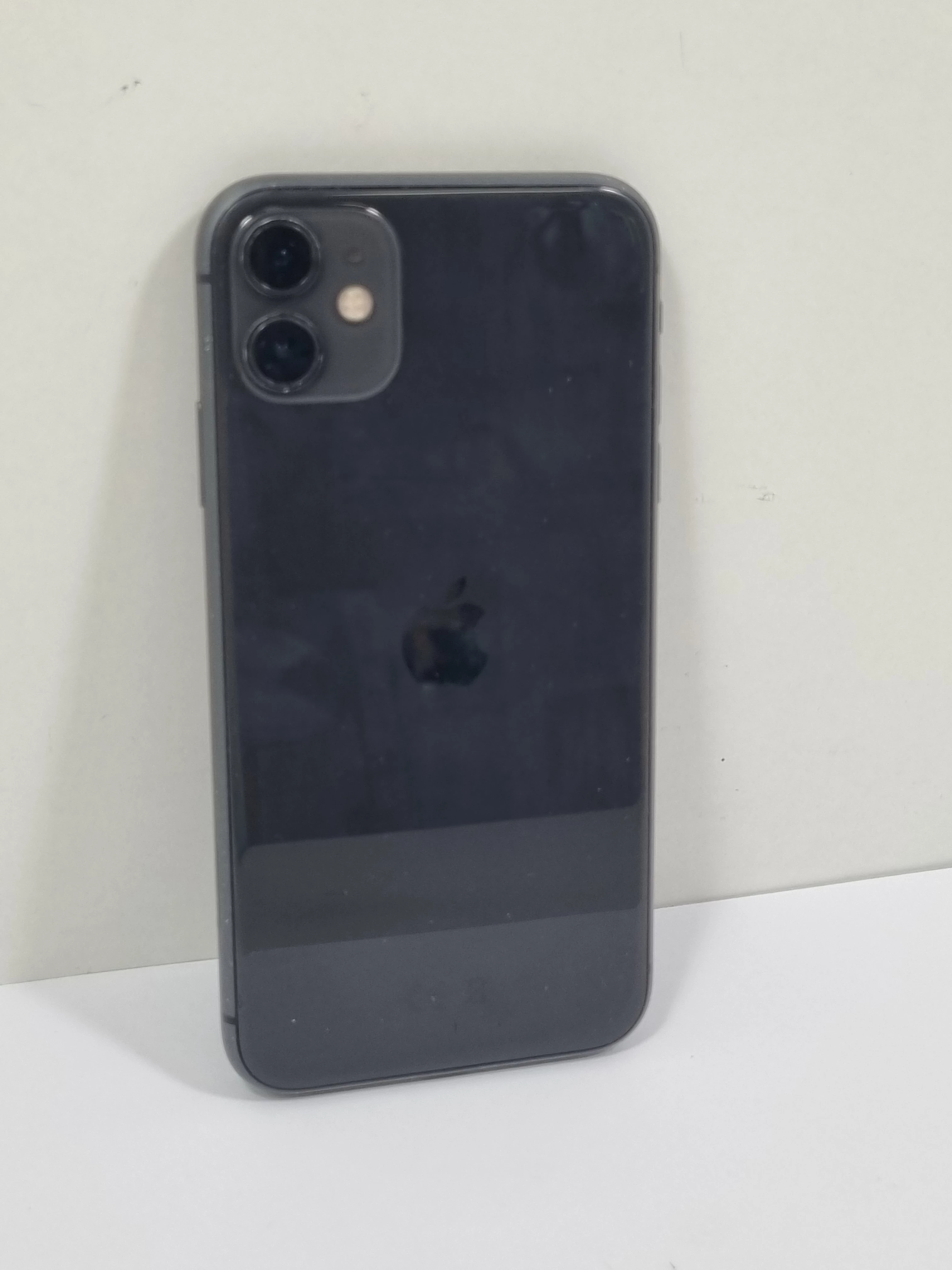 telefon-apple-iphone-11-4-gb-64-gb-4g-lte-czarny-87-etui-model-telefonu-246737-617573