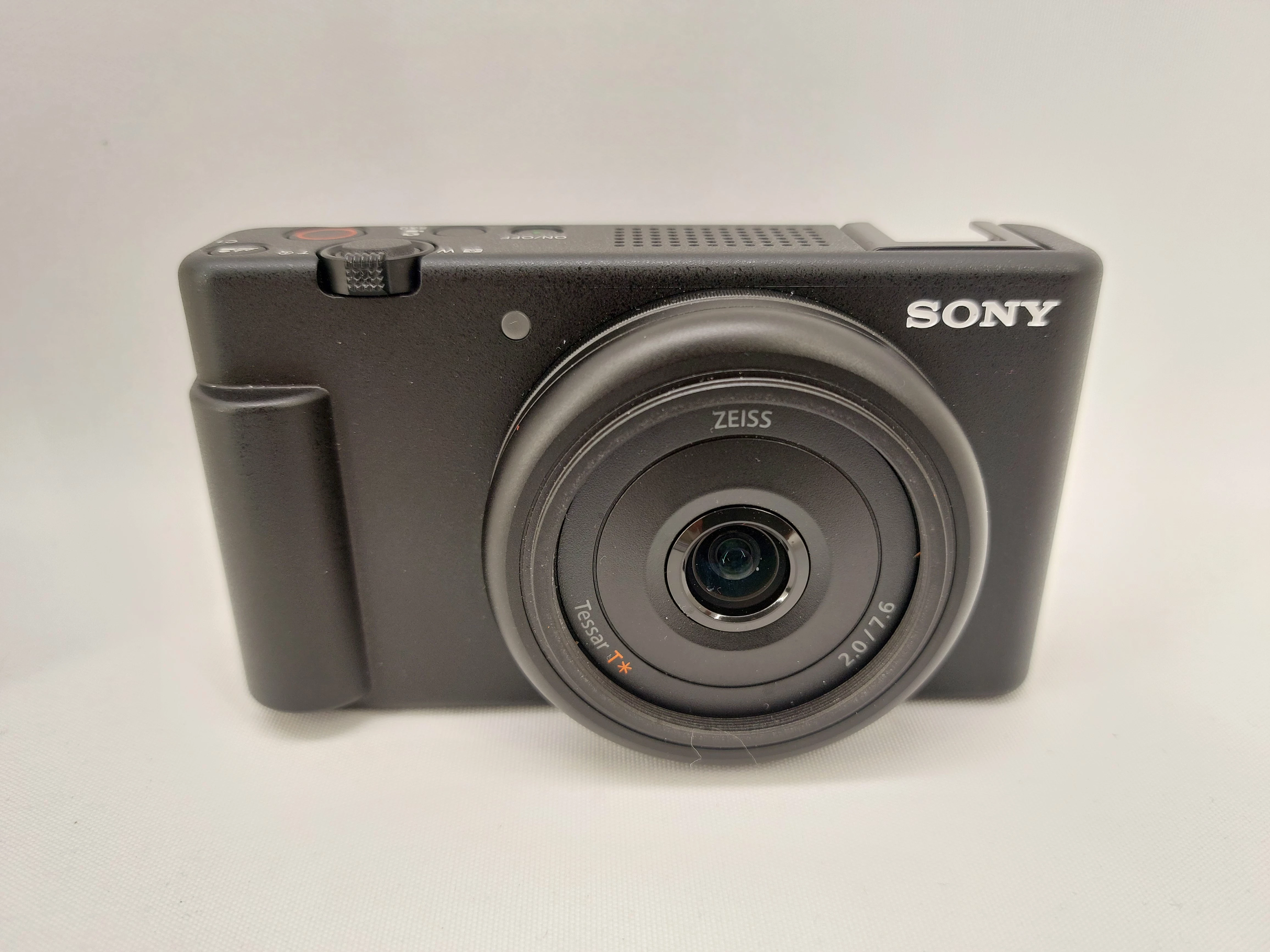 aparat-sony-zv-1f-czarny-201mpix-uhd-4k30p-stan-11323-238058