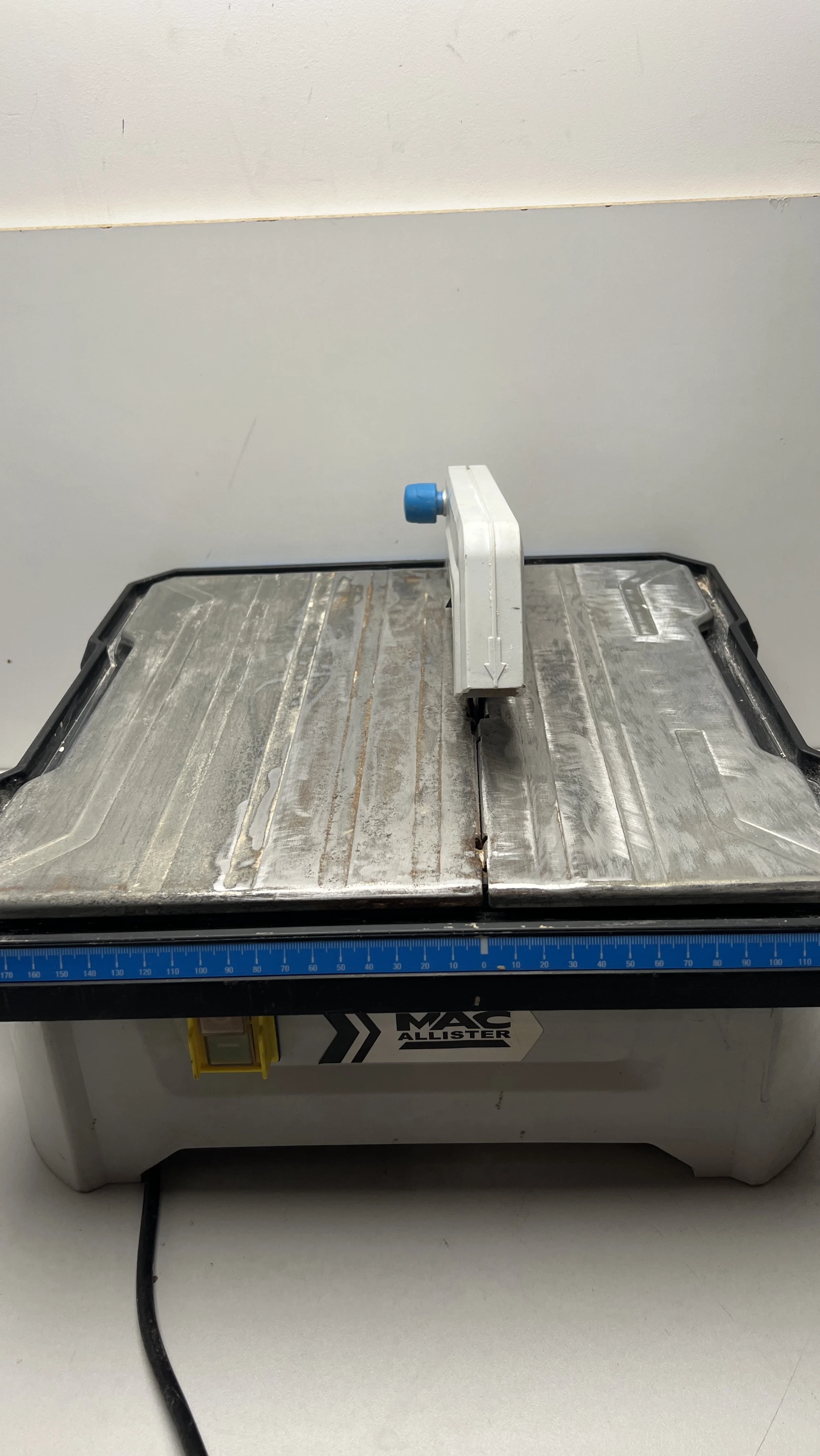 pila-stolowa-macallister-mtc650-650-w-ean-gtin-3663602797913