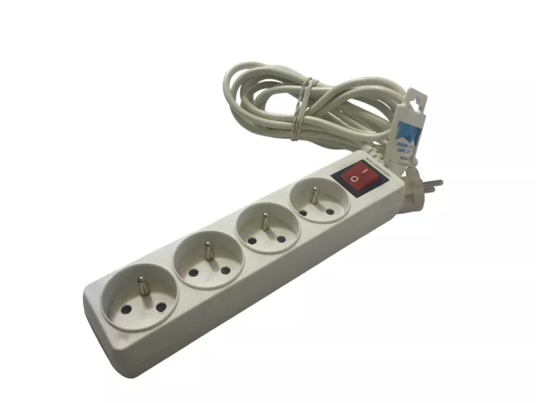 PRZEDŁUŻACZ 4 GNIAZDOWY