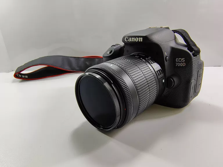 canon-eos-700d-obiektyw-efs-macro-18-55mm-ladowarka-szkielko-stan-11323-2