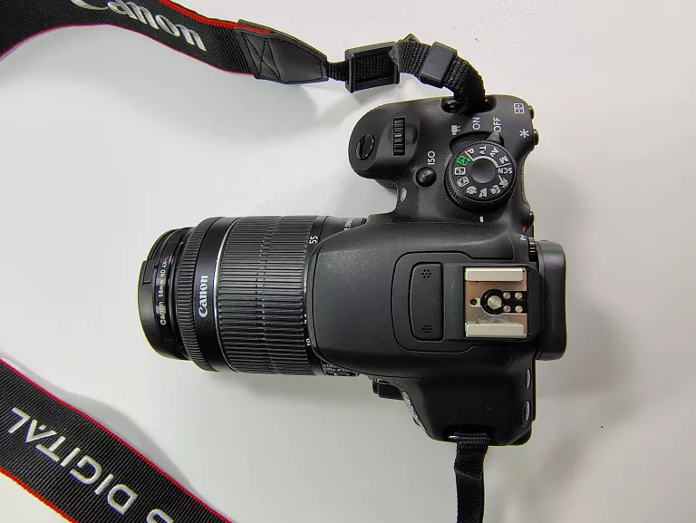 canon-eos-700d-obiektyw-efs-macro-18-55mm-ladowarka-szkielko-w-zestawie-814-2