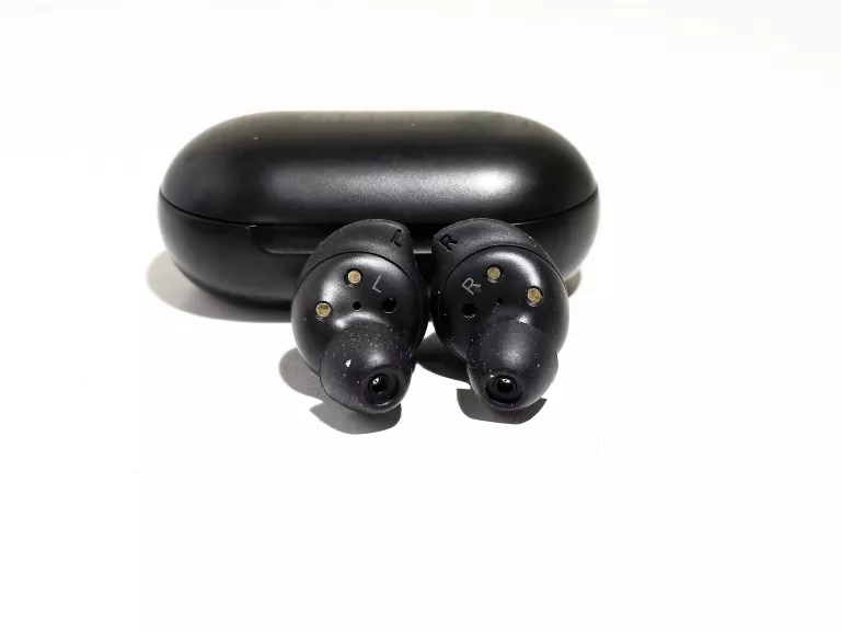 sluchawki-samsung-galaxy-buds-czarny-stan-11323-2