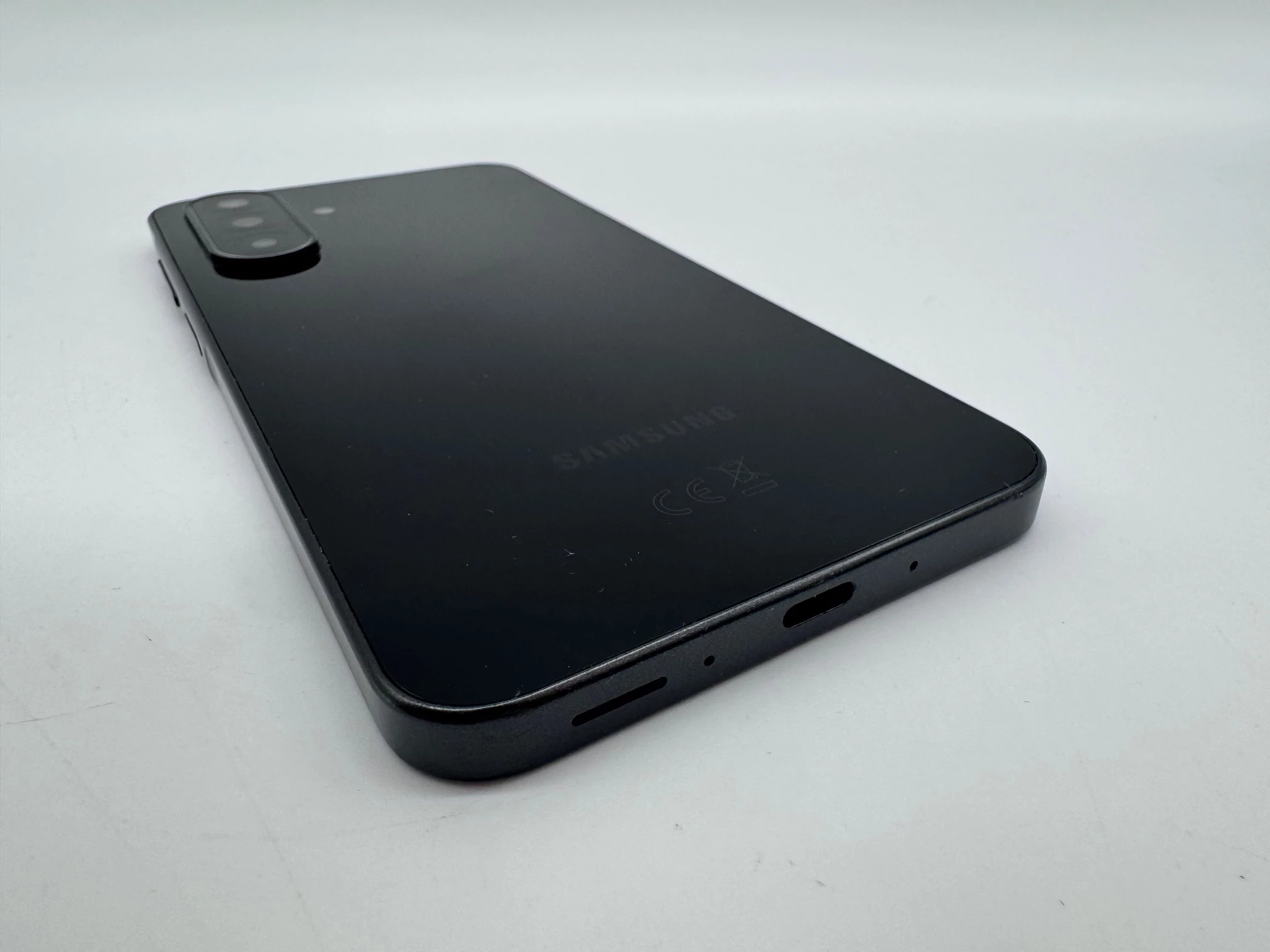 telefon-samsung-galaxy-a26-5g-6128gb-solo-kod-producenta-sm-a266bzkbeue