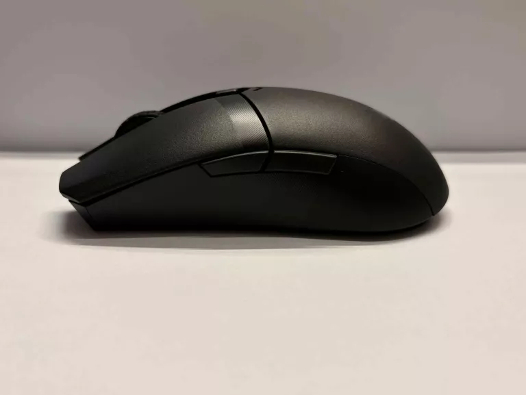 mysz-asus-tuf-gaming-m4-wireless-interfejs-517-2