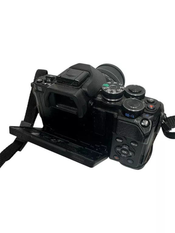 APARAT OLYMPUS OM-D E-M10 MARK IIIS + OLYMPUS 14-42MM TANIO!!