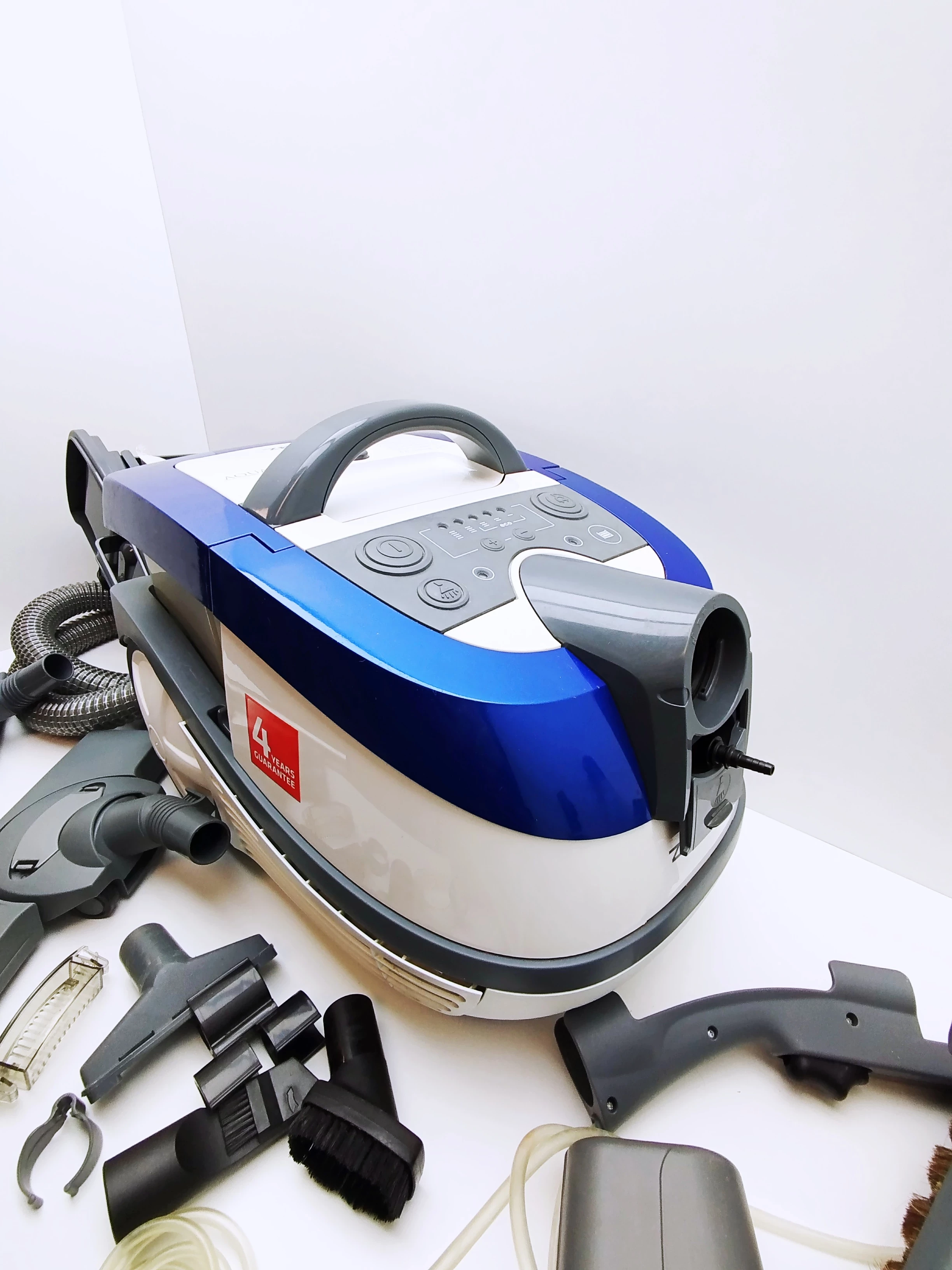 odkurzacz-pioracy-aquawelt-1600-w-zelmer-9190st-pojemnosc-zbiornika-na-brudna-wode-200