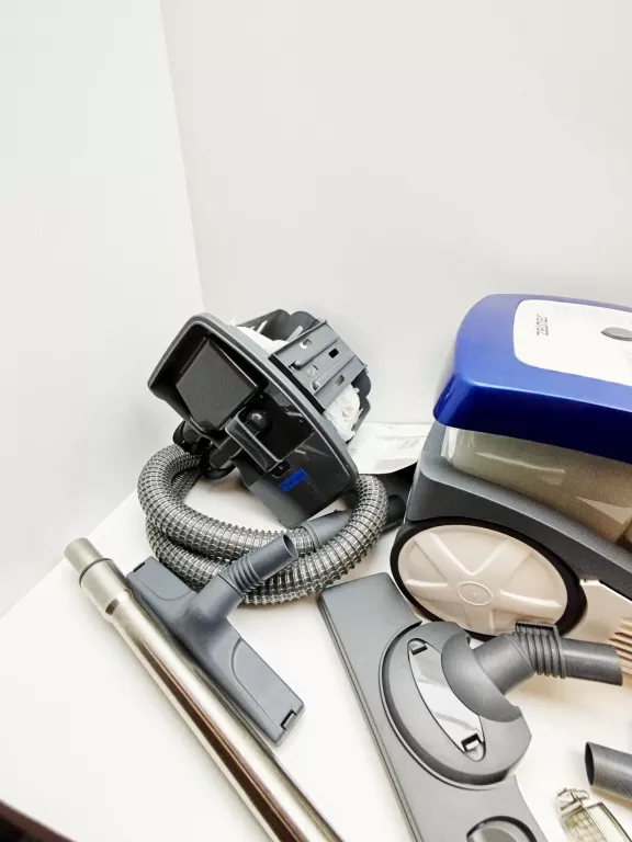 odkurzacz-pioracy-aquawelt-1600-w-zelmer-9190st-pojemnosc-zbiornika-na-kurz-100