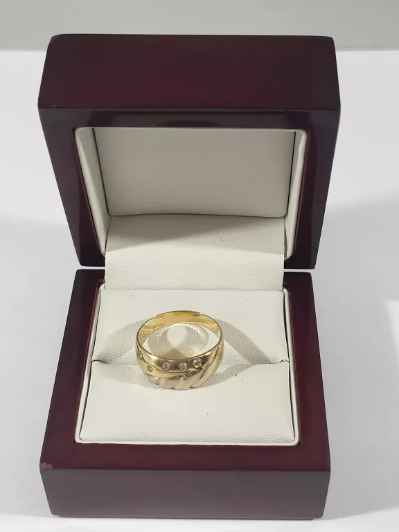 WYRÓB JUBILERSKI UŻYWANY 585 PIERSCIONEK 3,08/ROZMIAR17/