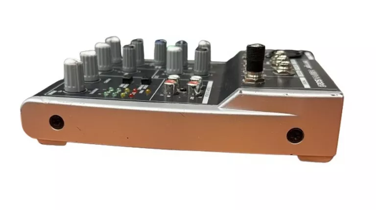 behringer-xenyx-502smikrofon-dynamiczny-shure-c606-z-przewodem-pasmo-przenoszenia
