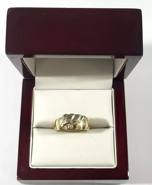 WYRÓB JUBILERSKI UŻYWANY 585 PIERSCIONEK 3,08/ROZMIAR17/