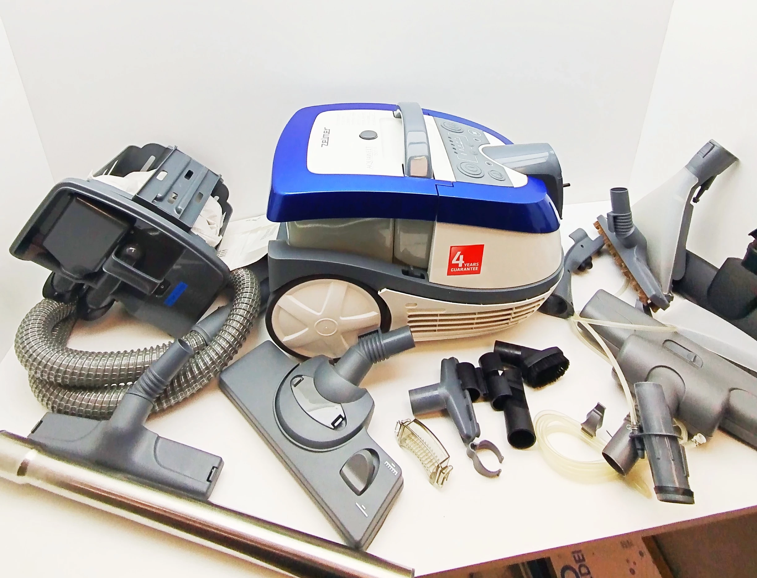 odkurzacz-pioracy-aquawelt-1600-w-zelmer-9190st-ean-gtin-4260367925910