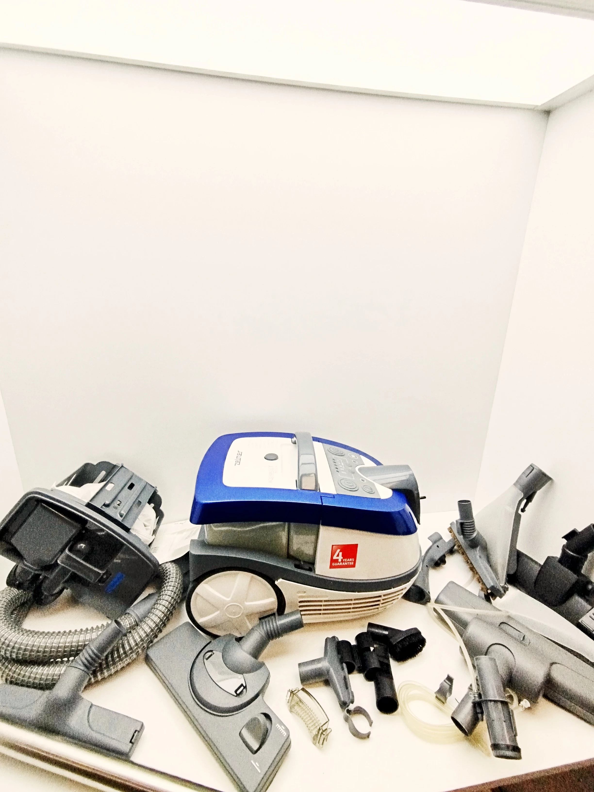 odkurzacz-pioracy-aquawelt-1600-w-zelmer-9190st-stan-11323-2