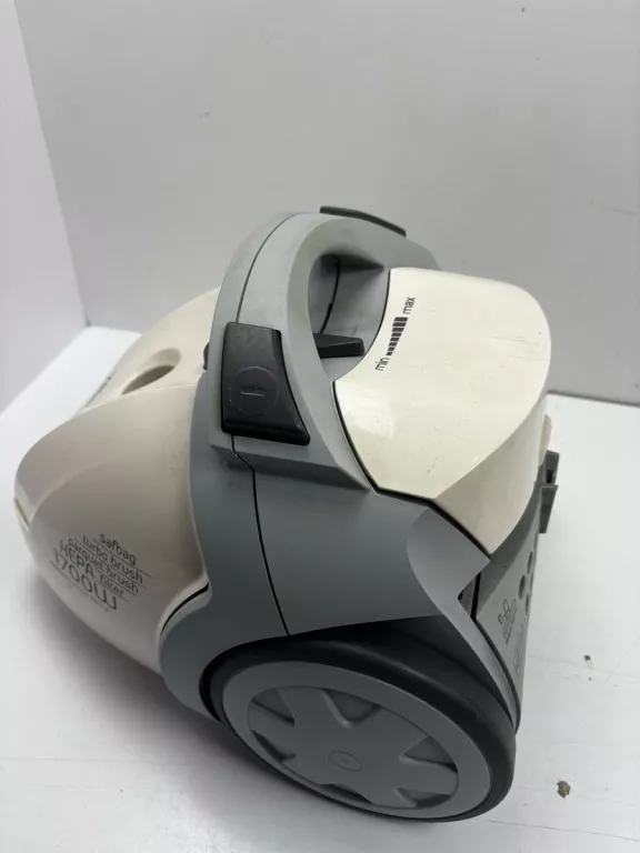 odkurzacz-zelmer-odyssey-1700w-stan-11323-2