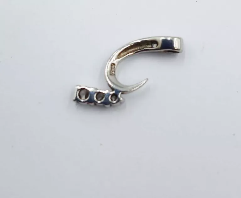 SREBRNY WISIOREK Z CYRKONIAMI P 925 1,71G 2CM