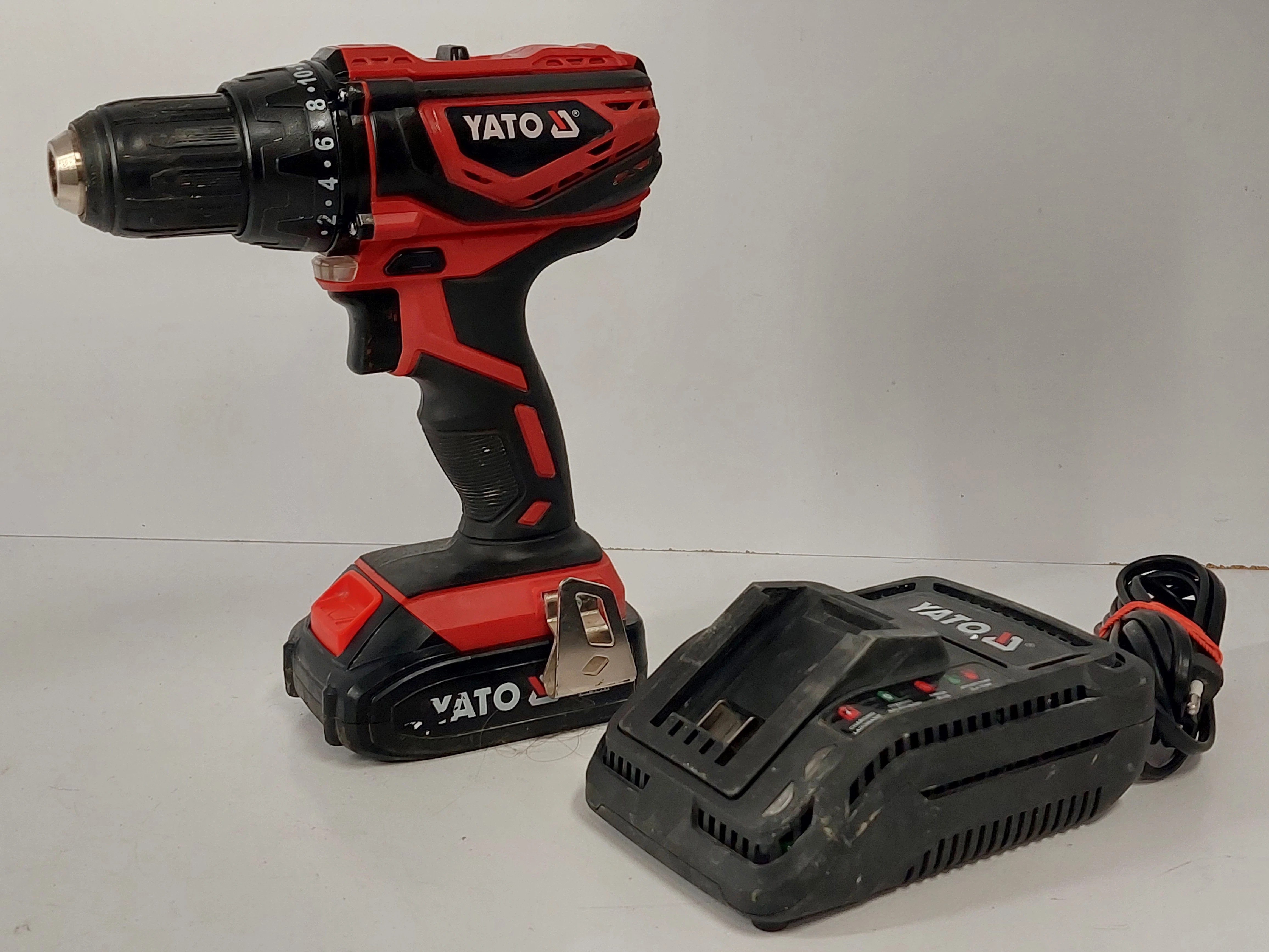 wkretarka-yato-zasilanie-akumulatorowe-18-v-yt-82783-ladowarka-i-bateria-kalwaryjska-37-krakow-kotkiewicz-sj