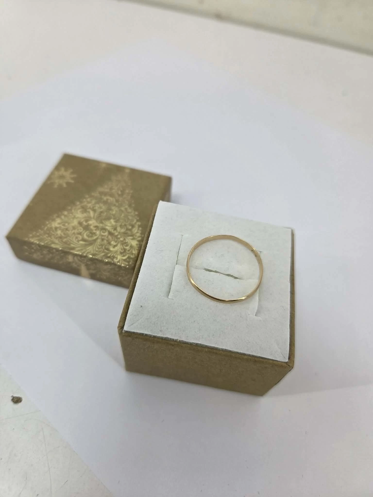 piekna-zlota-obraczka-pr-585-129g-r-27-kamien-17088-524288