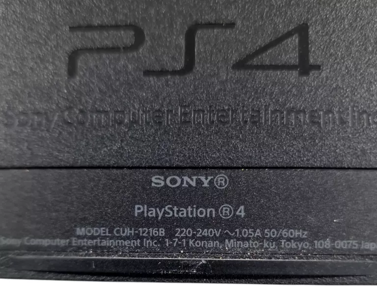 KONSOLA PS4 1TB + PAD