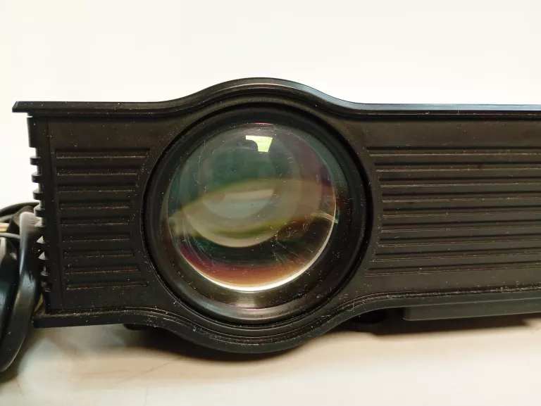 projektor-led-hykker-vision-130-czarny-jasnosc-lampy-ansi-110