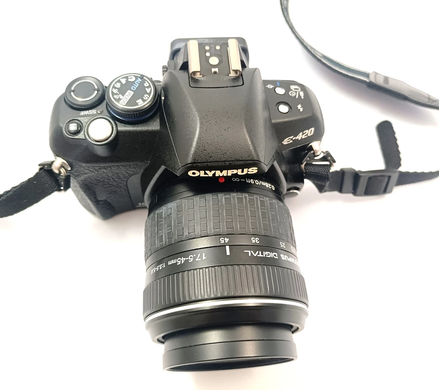 aparat-cyfrowy-olympus-e420-obiektyw-175-45mm-komplet-rozdzielczosc-1000