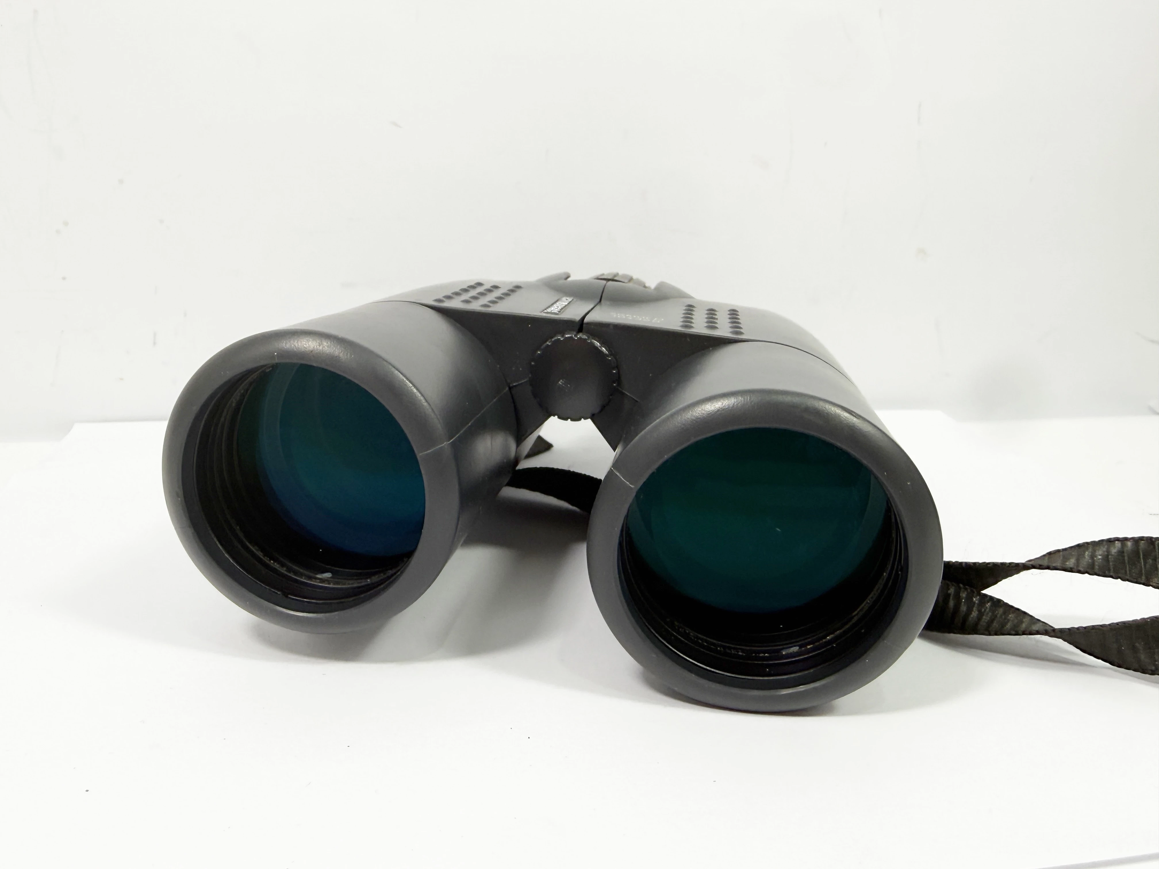 lornetka-eschenbach-sektor-d-compact-10x42-b-okazja-model-4251-142-sektor-d-10x42-b