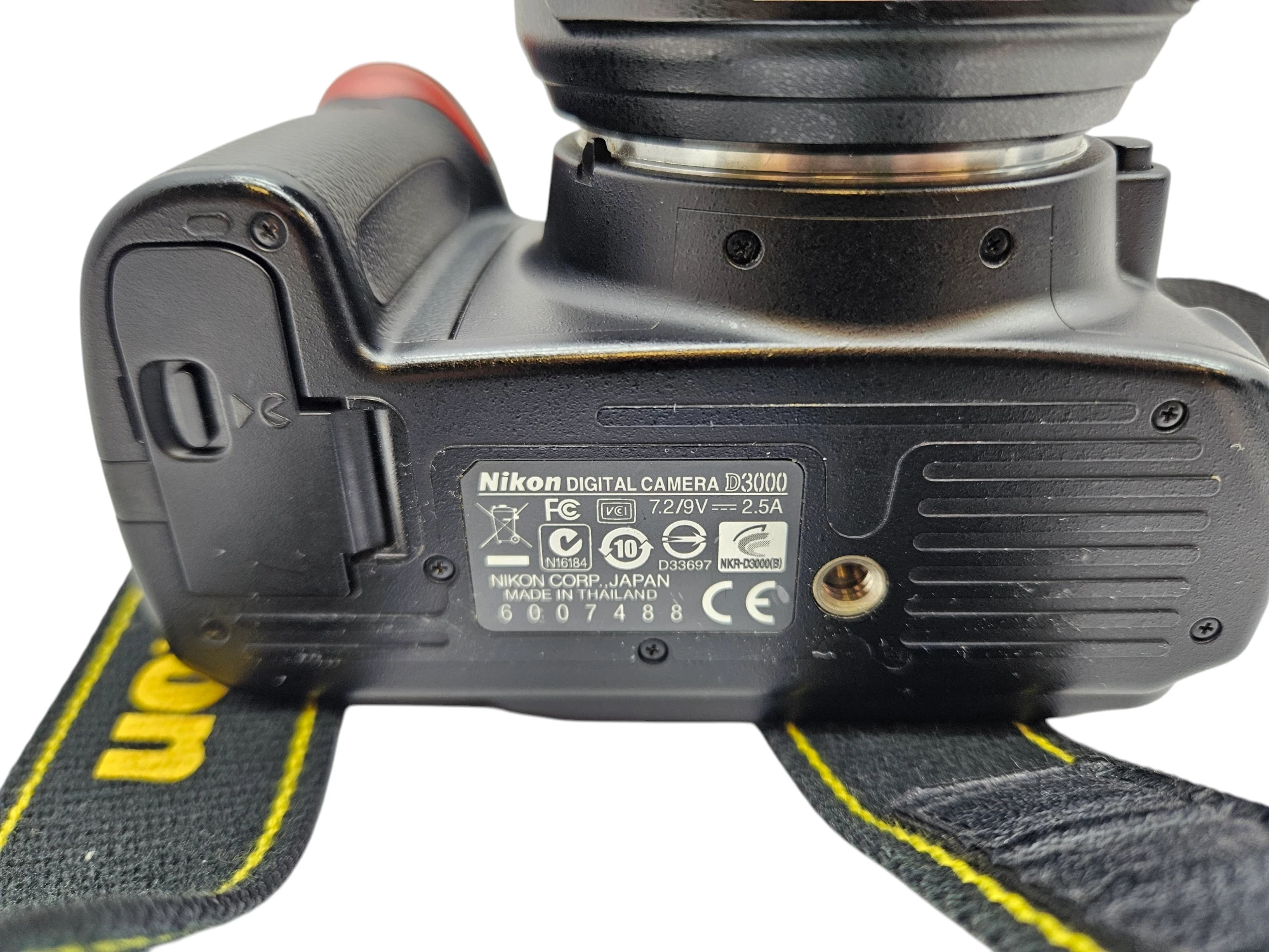 aparat-nikon-d3000-ladowarka-torba-ean-gtin-018208916603