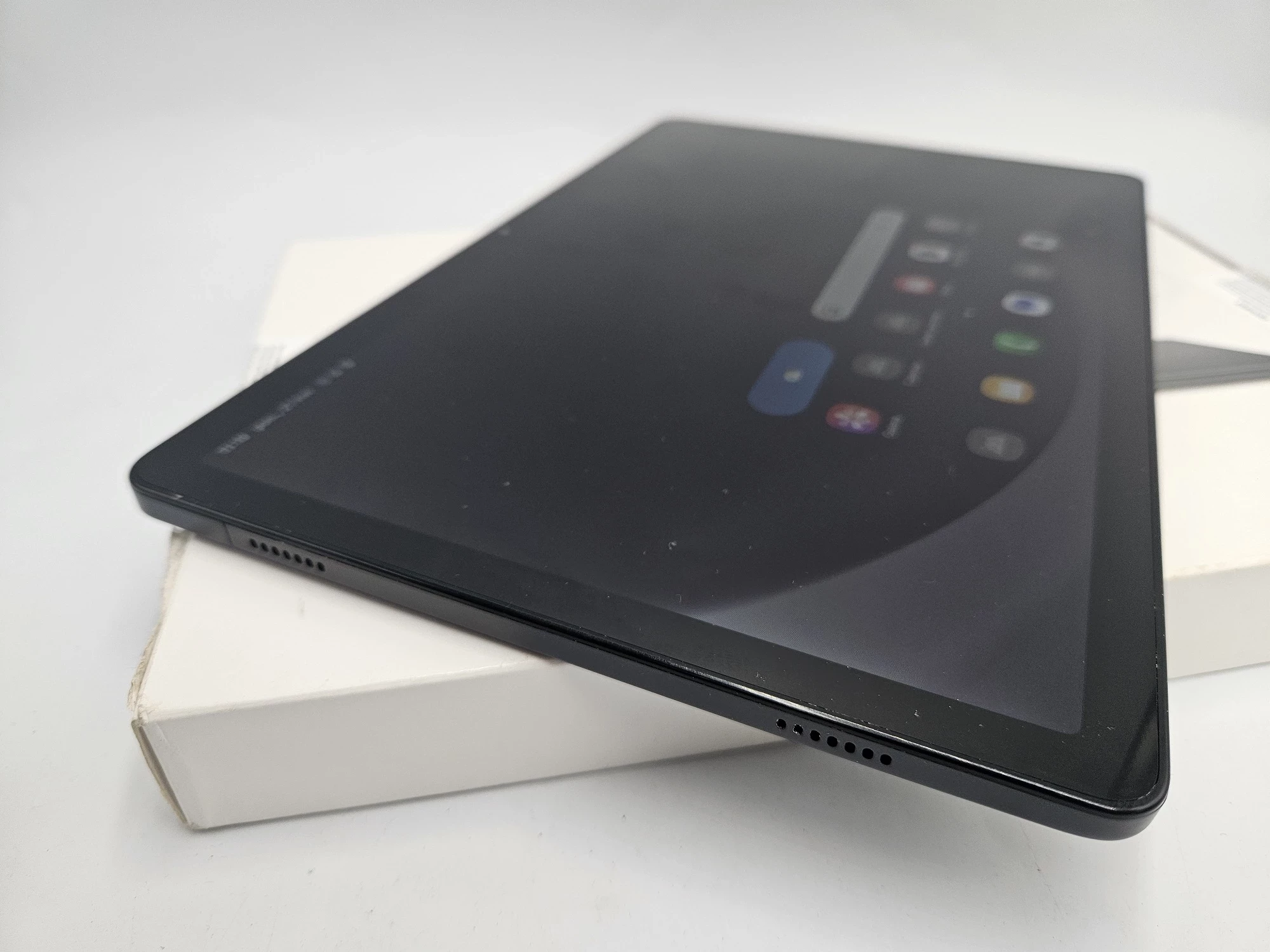 tablet-samsung-galaxy-tab-a9-5g-sm-x216b-8128-graphite-system-operacyjny-16332-1