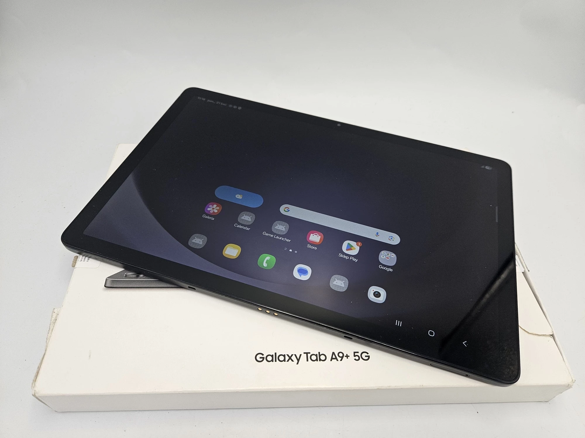 tablet-samsung-galaxy-tab-a9-5g-sm-x216b-8128-graphite-transmisja-danych-217-2048