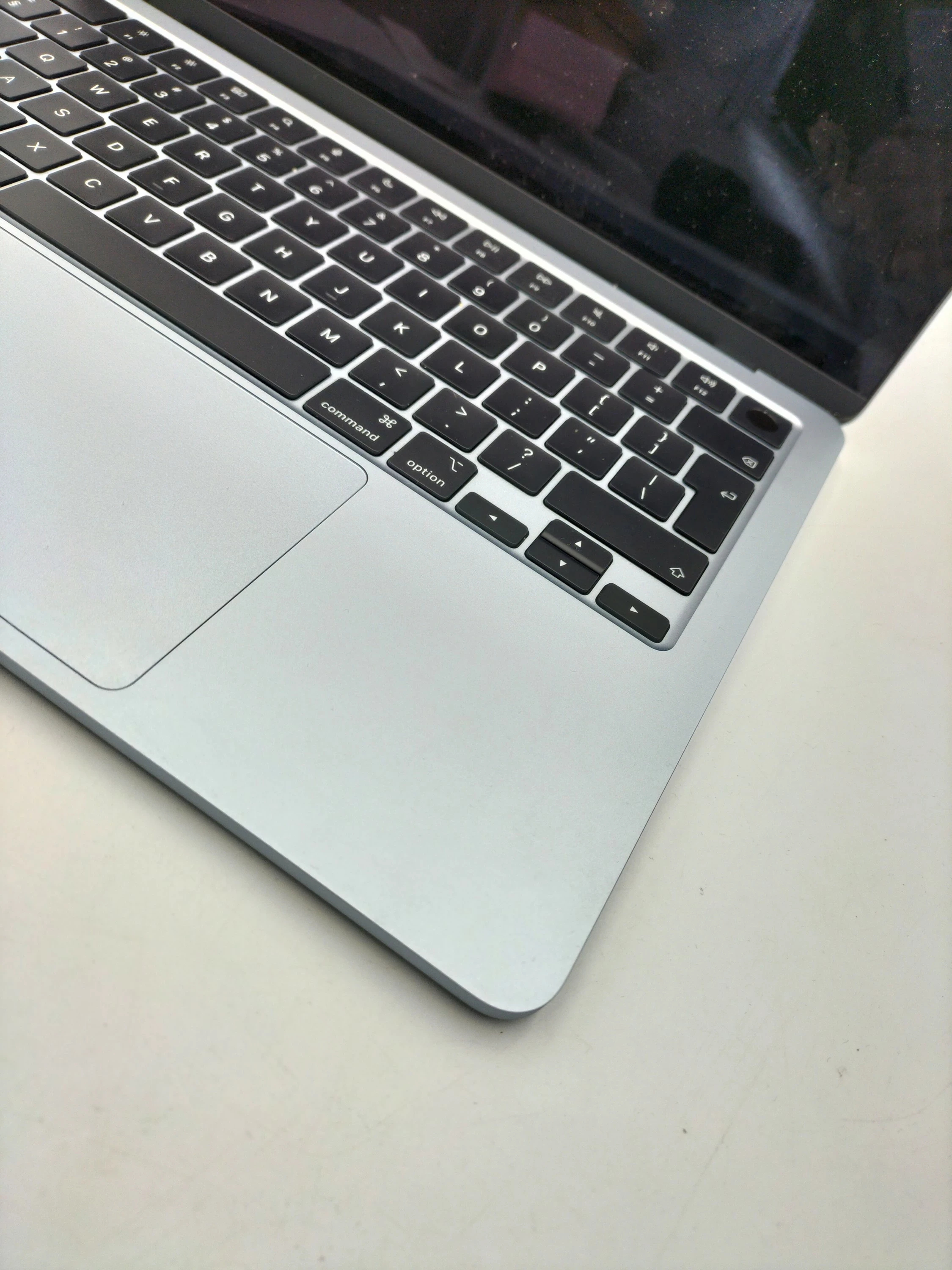 laptop-macbook-air-m4-2025-a3240-kod-producenta-mc6t4zea