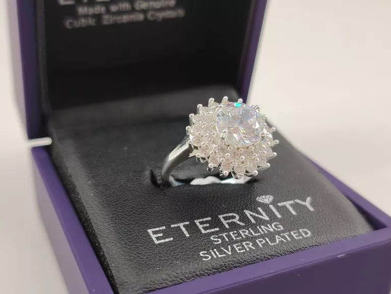 piekny-pierscionek-z-duza-cyrkonia-material-15835-8