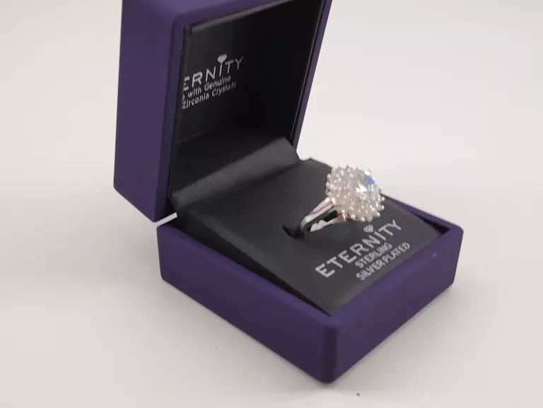 PIEKNY PIERŚCIONEK Z DUŻĄ CYRKONIĄ