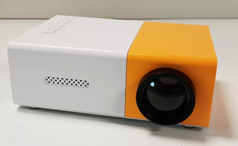 PROJEKTOR LED PVO YG300PRO