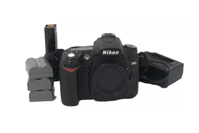 lustrzanka-nikon-d90-korpus-akcesoria-raclawicka-15-swidnik