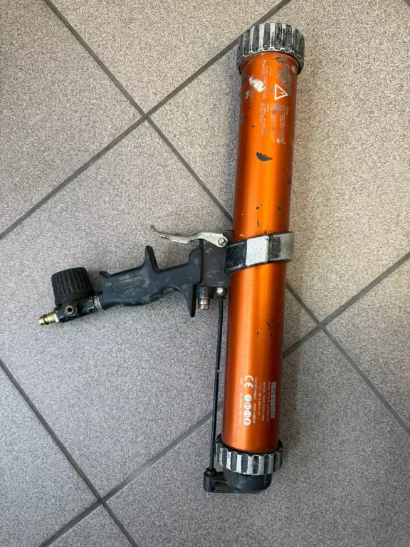 wyciskacz-pneumatyczny-sooler-swp-400600-pojemnosc-tub-ml-204533-2