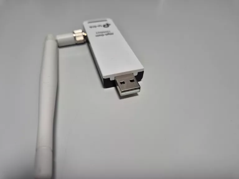 karta-wlan-usb-tl-wn722n-150-mbs-tp-link-wifi-kod-producenta-tl-wn722n