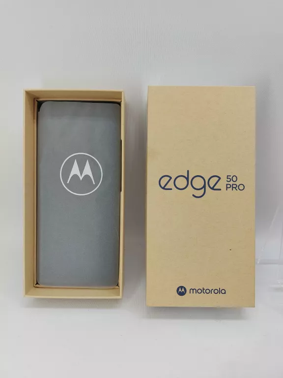 smartfon-motorola-edge-50-pro-12512-5g-67-144hz-czarny-ean-gtin-840023257490