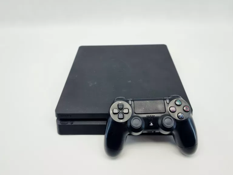 konsola-ps4-slim-1tb-pad-dabrowszczakow-1811-sj-olsztyn