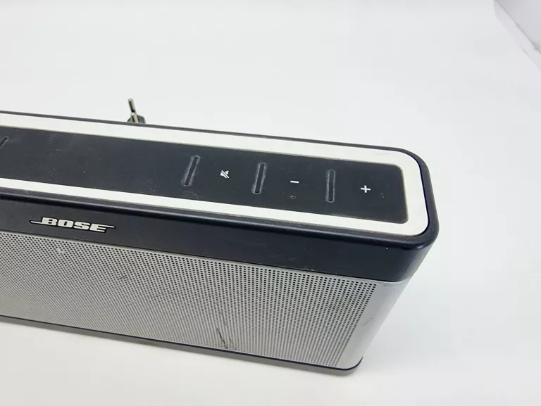 glosnik-przenosny-bose-soundlink-bluetooth-speaker-iii-414255-moc-2500