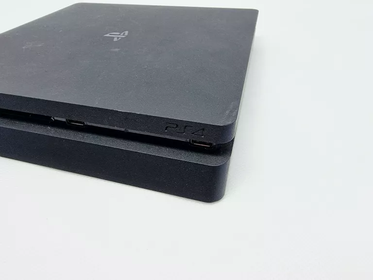 konsola-ps4-slim-1tb-pad-liczba-kontrolerow-w-zestawie-205994-225550