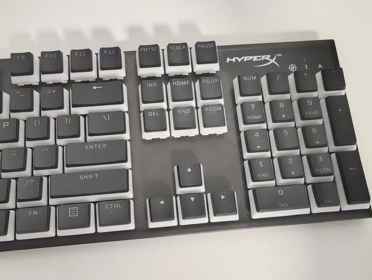 klawiatura-hyperx-alloy-fps-rgb-hx-kb1ss2-us-stan-11323-2