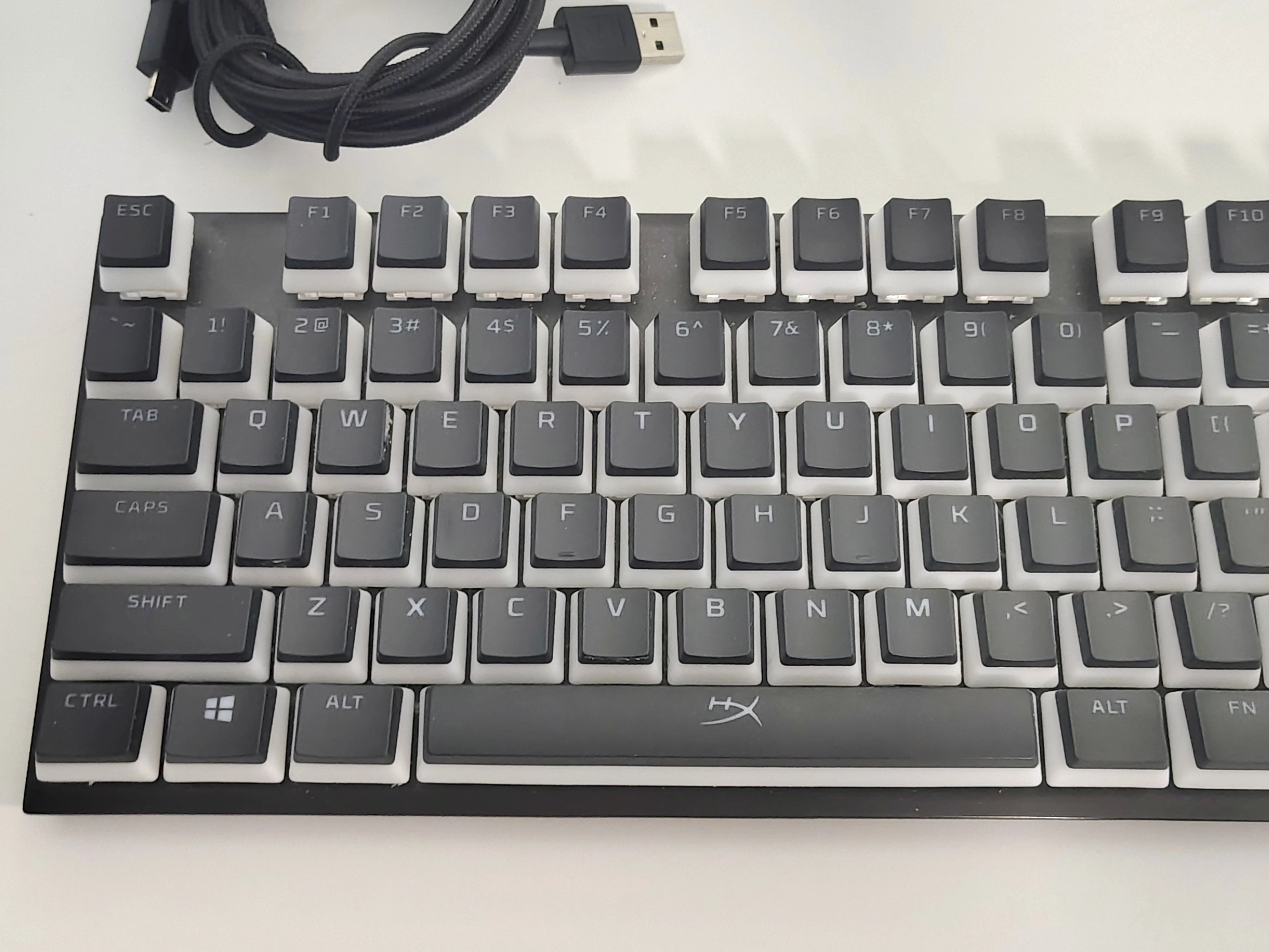 klawiatura-hyperx-alloy-fps-rgb-hx-kb1ss2-us-ean-gtin-740617278668