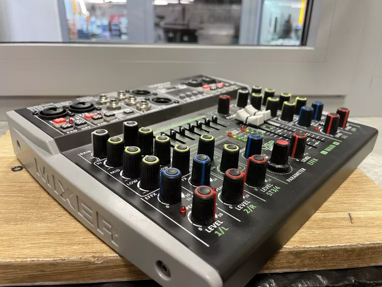 MIKSER DZWIEKU MINI 4/KPL