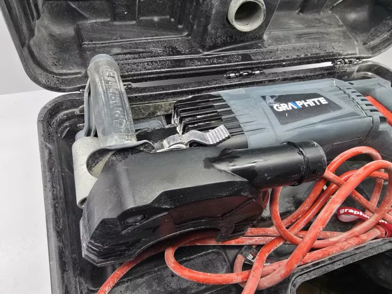 GRAPHITE BRUZDOWNICA 2400W, TARCZA 150 X 22.2 MM, WALIZKA 59G371