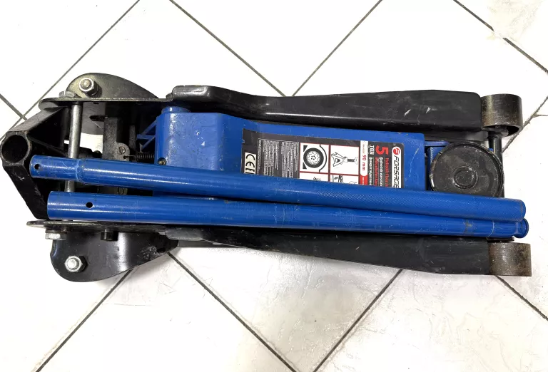 PODNOŚNIK HYDRAULICZNY FORSAGE TR50001 5T