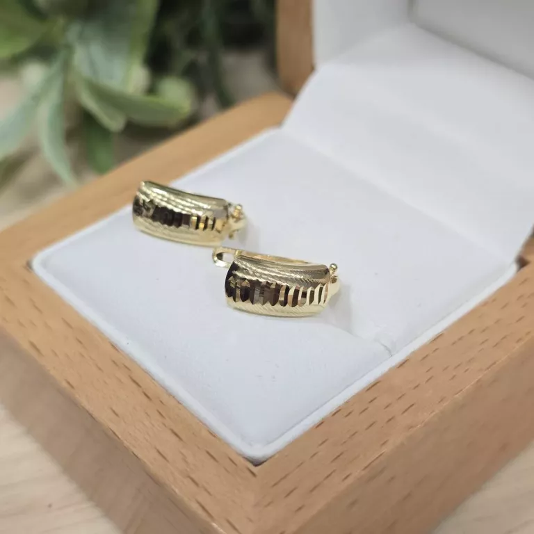 ŚLICZNE ZŁOTE KOLCZYKI PR.585 1,57GR. 1,2CM. DŁ.