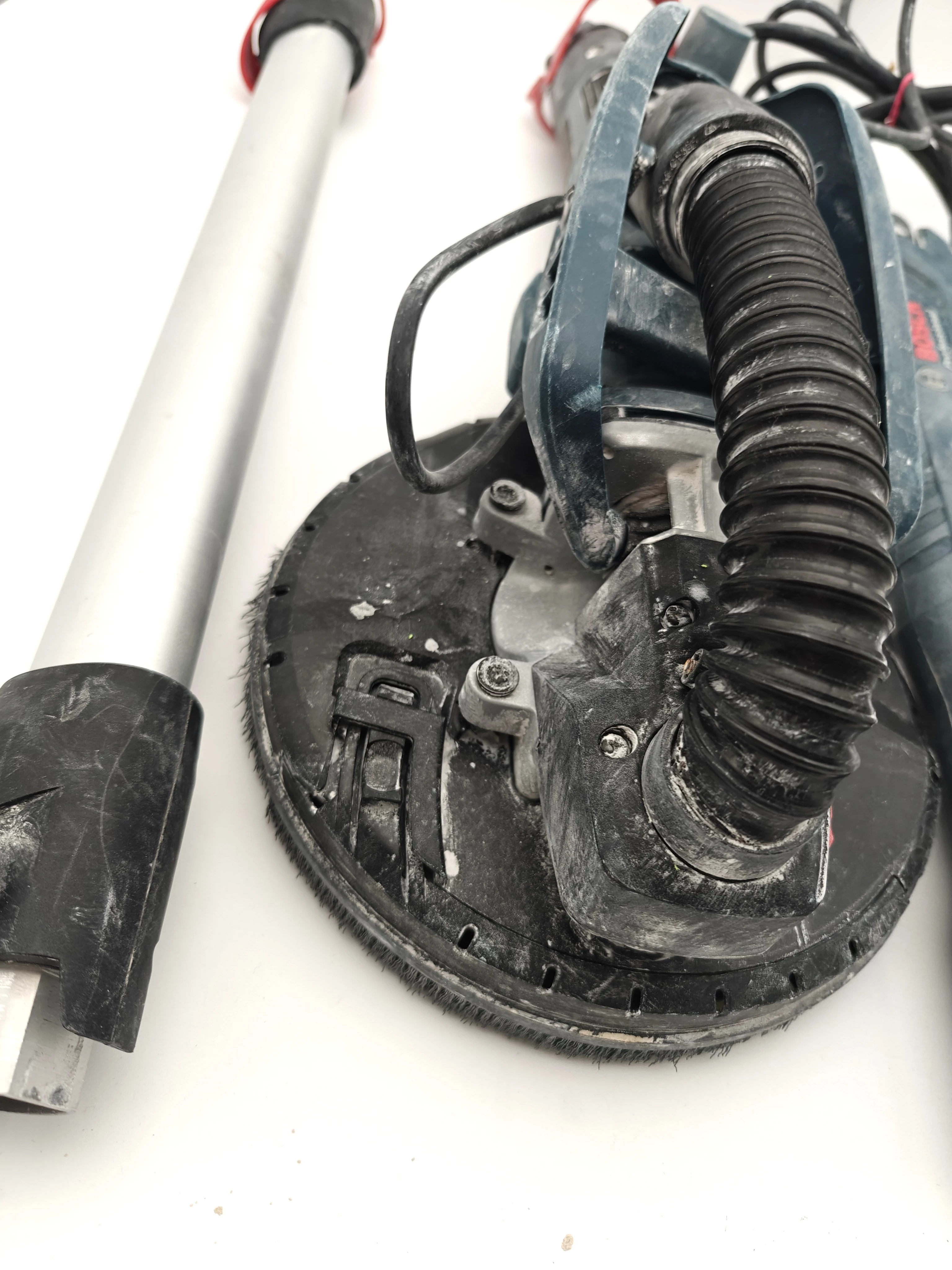 bosch-gtr-550-szlifierka-zyrafa-do-gipsu-stan-11323-2