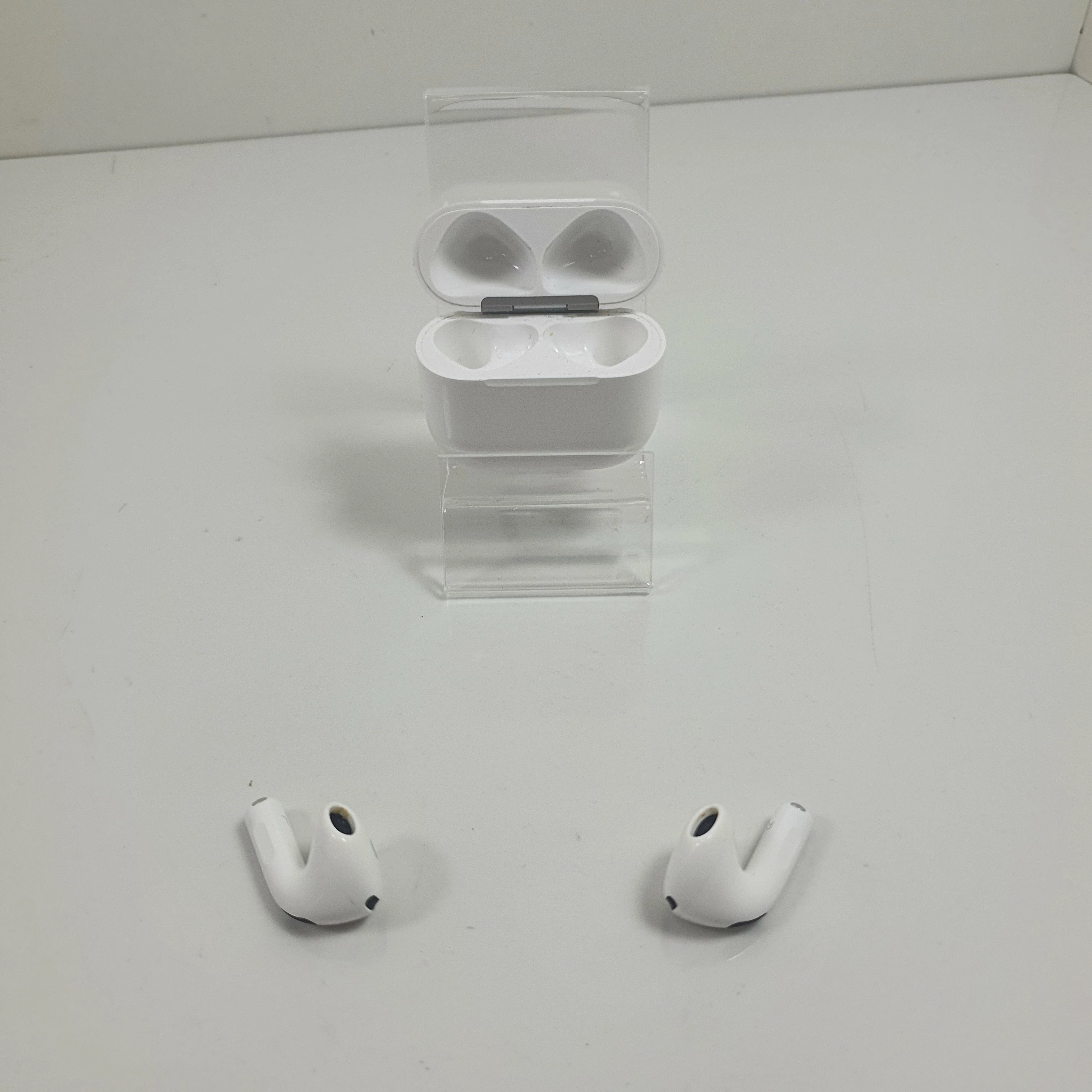 sluchawki-apple-air-pods-4-generacji-marszalkowska-60-warszawa