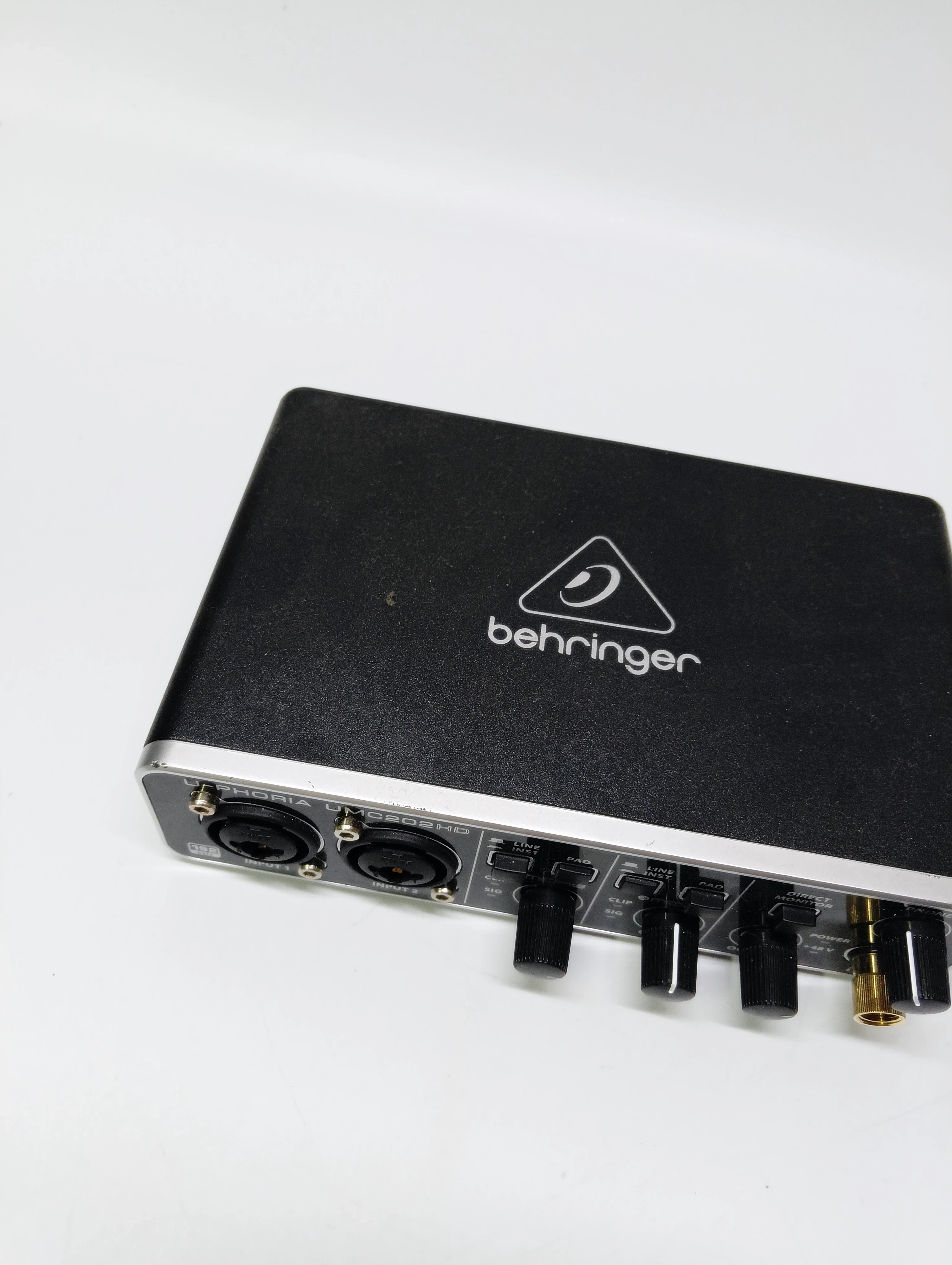 interfejs-audio-behringer-u-phoria-umc202hd-model-umc202hd