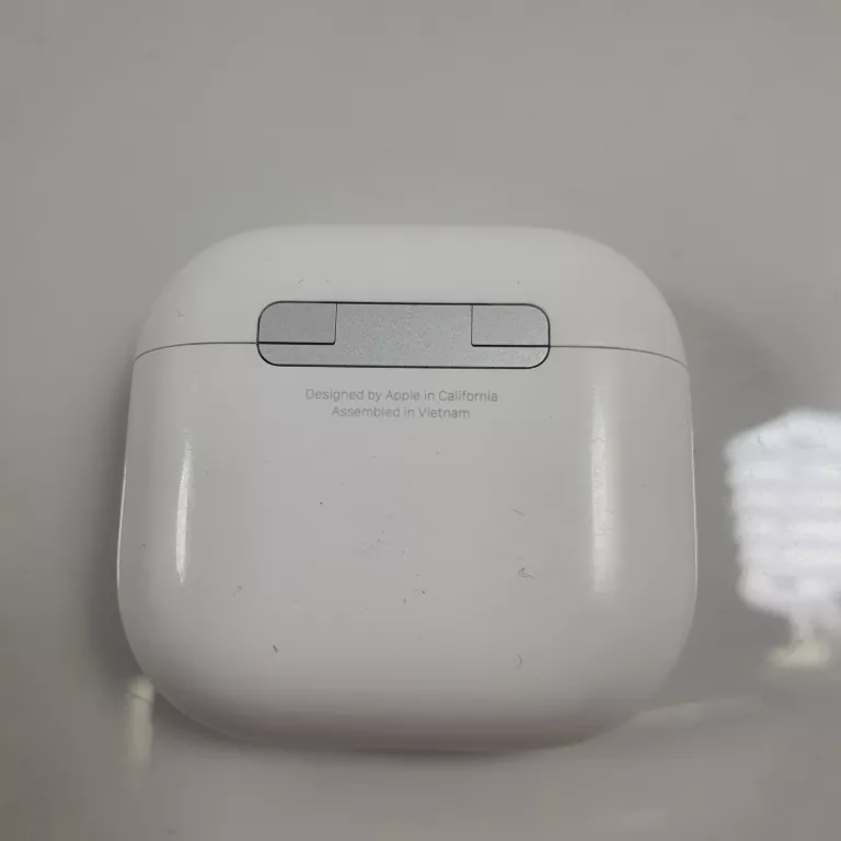 sluchawki-apple-air-pods-4-generacji-ean-gtin-195949688591