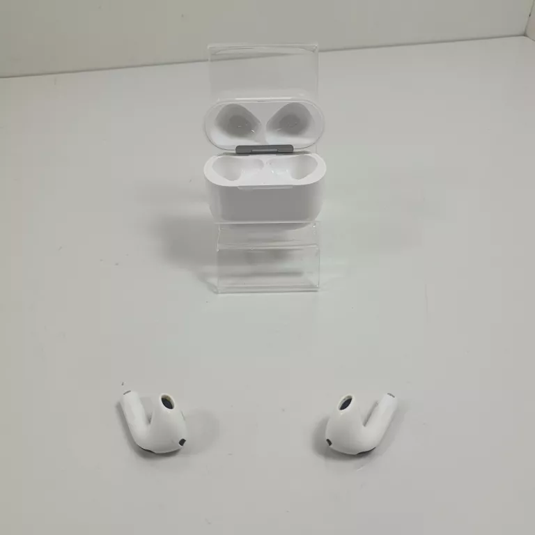 sluchawki-apple-air-pods-4-generacji-marszalkowska-60-warszawa